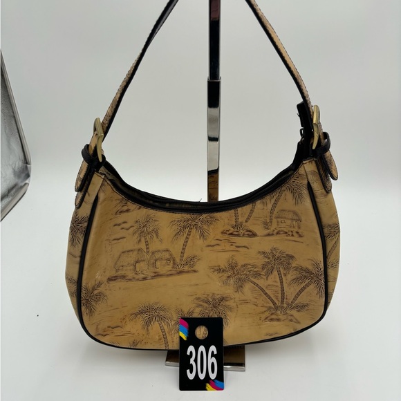 M306 Caribbean Joe Women’s Leather Shoulder bag w/huts and palm trees logo. Nice - Picture 2 of 10